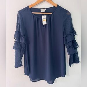 New with tags Van Huesen ruffled sleeve swiss dot navy blue blouse small petite